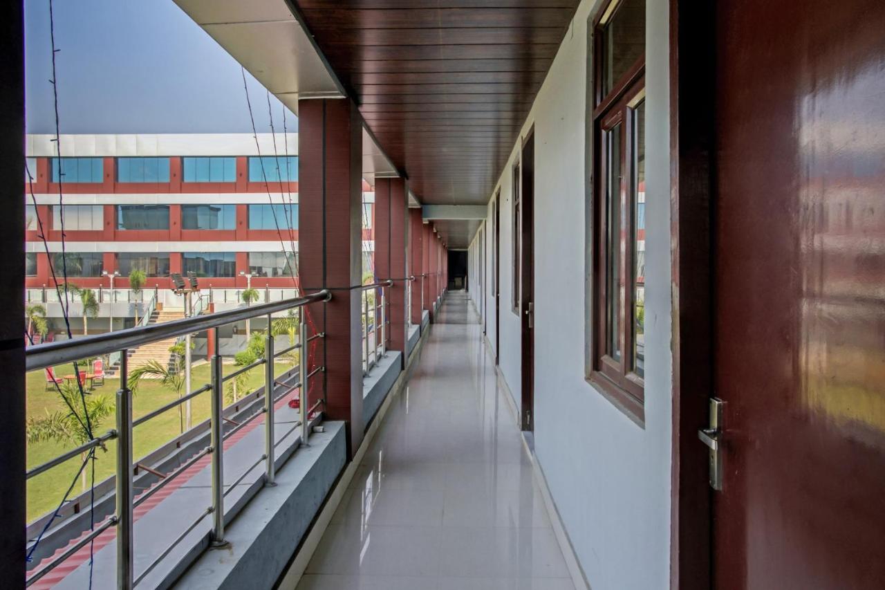 Hotel Oyo 62241 Swastik Garden Dhāmpur Zewnętrze zdjęcie