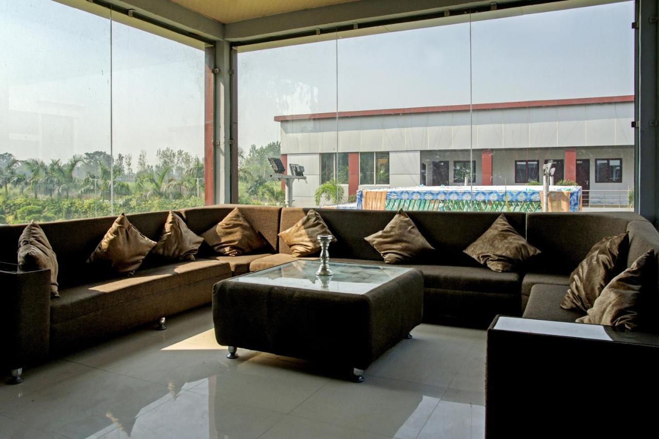 Hotel Oyo 62241 Swastik Garden Dhāmpur Zewnętrze zdjęcie